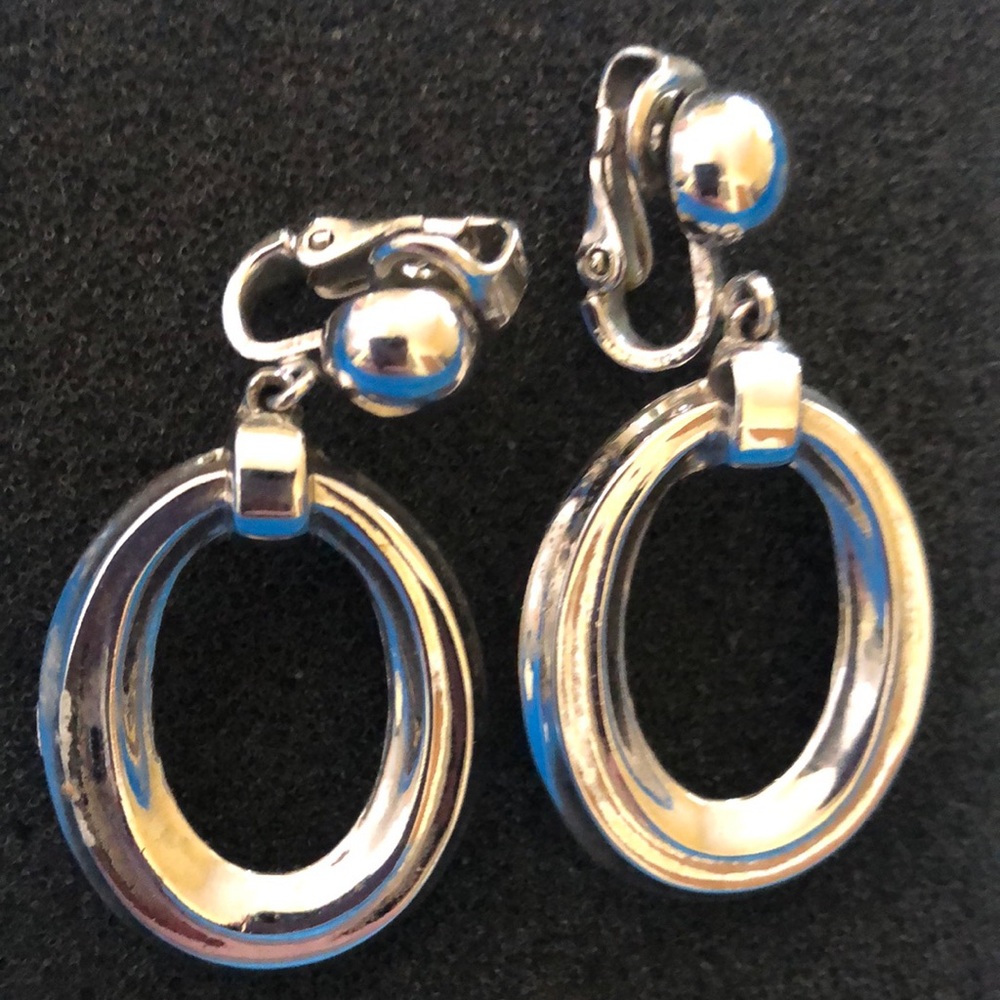 Trifari Silver Clip-On Earrings with Geometric Design